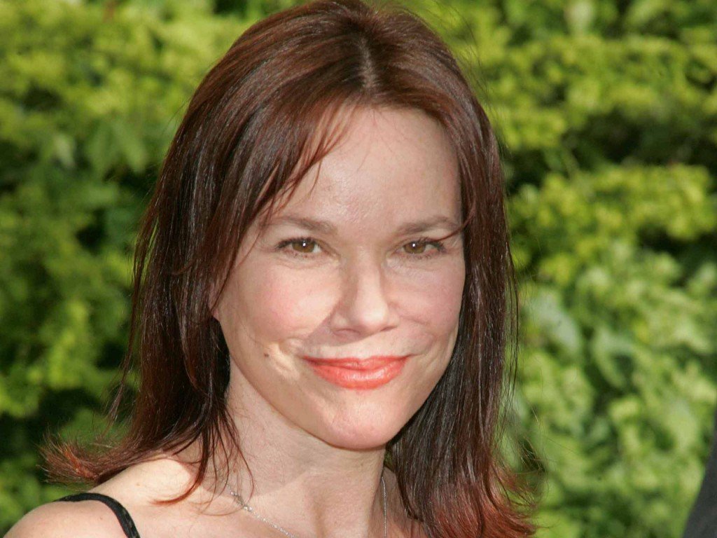 Barbara_Hershey_01