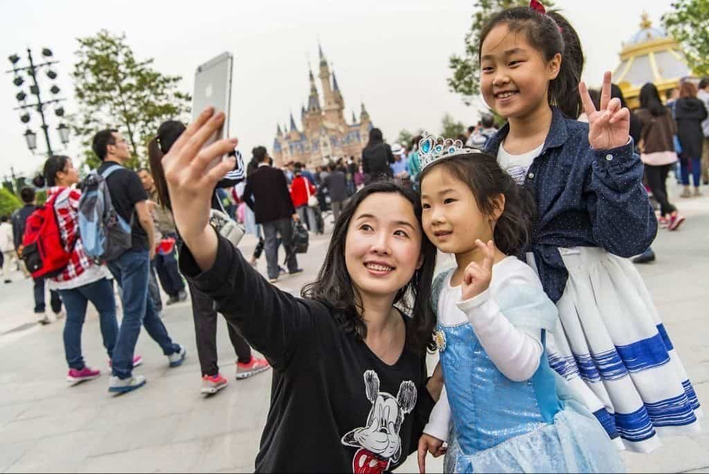 shanghai disneyland