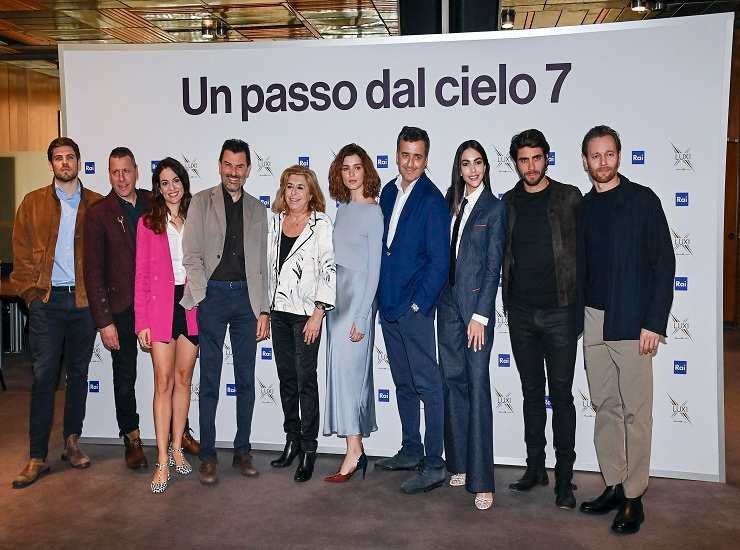 Il cast di Un Passo Dal Cielo che vinto contro Diego Abatantuono