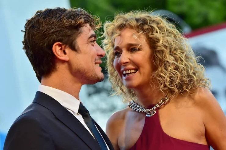 Valeria Golino e Riccardo Scamarcio - fonte_web - newscinema.it